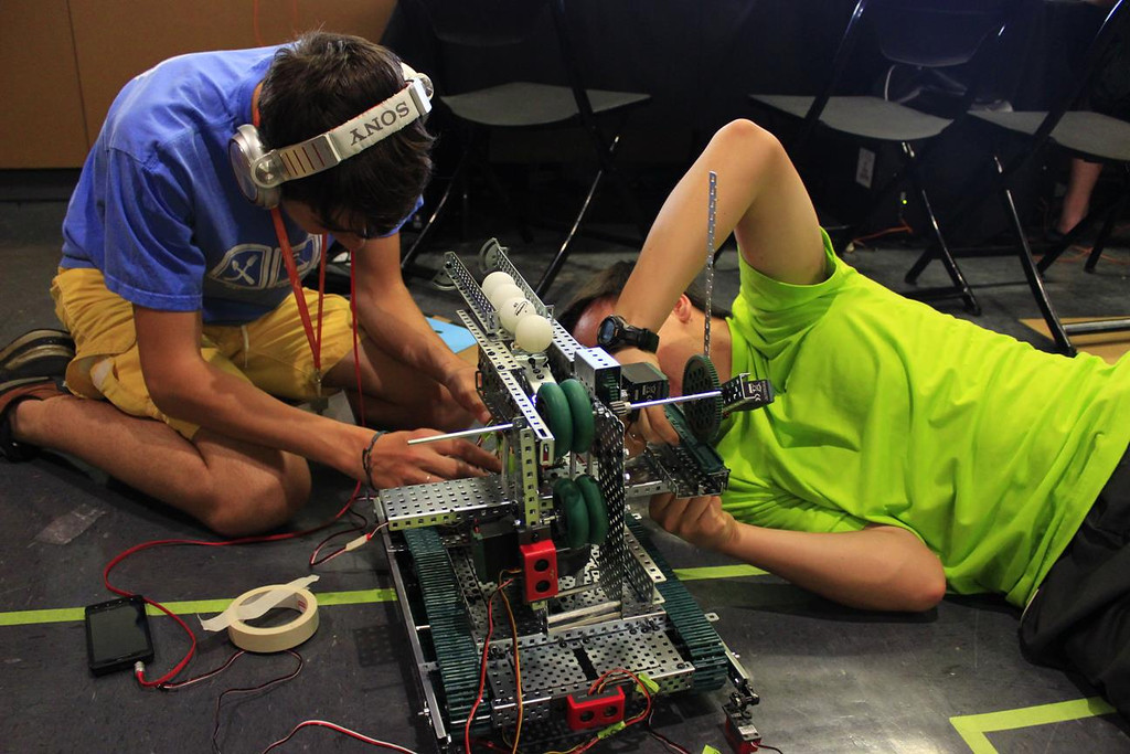 boys working on robotics project